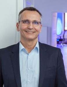 Hasan_Ezdi Hasan_Ezdi